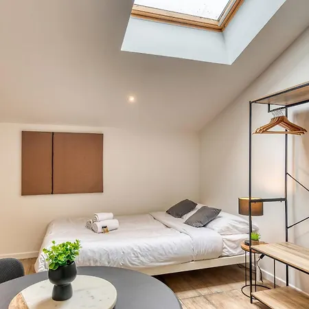 Le Factory - Contemporain - Proche Metro B Apartment Oullins